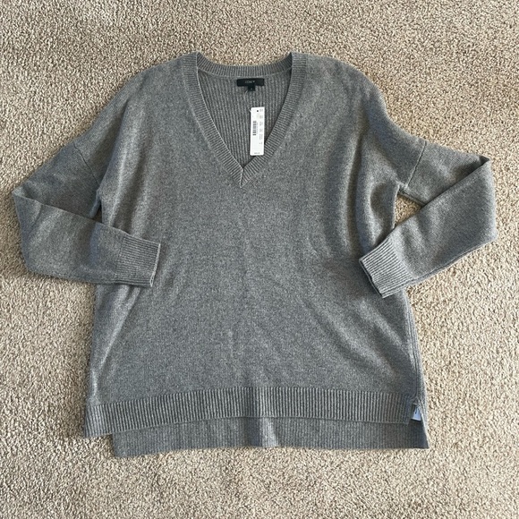 Vneck boyfriend sweater - Picture 1 of 3